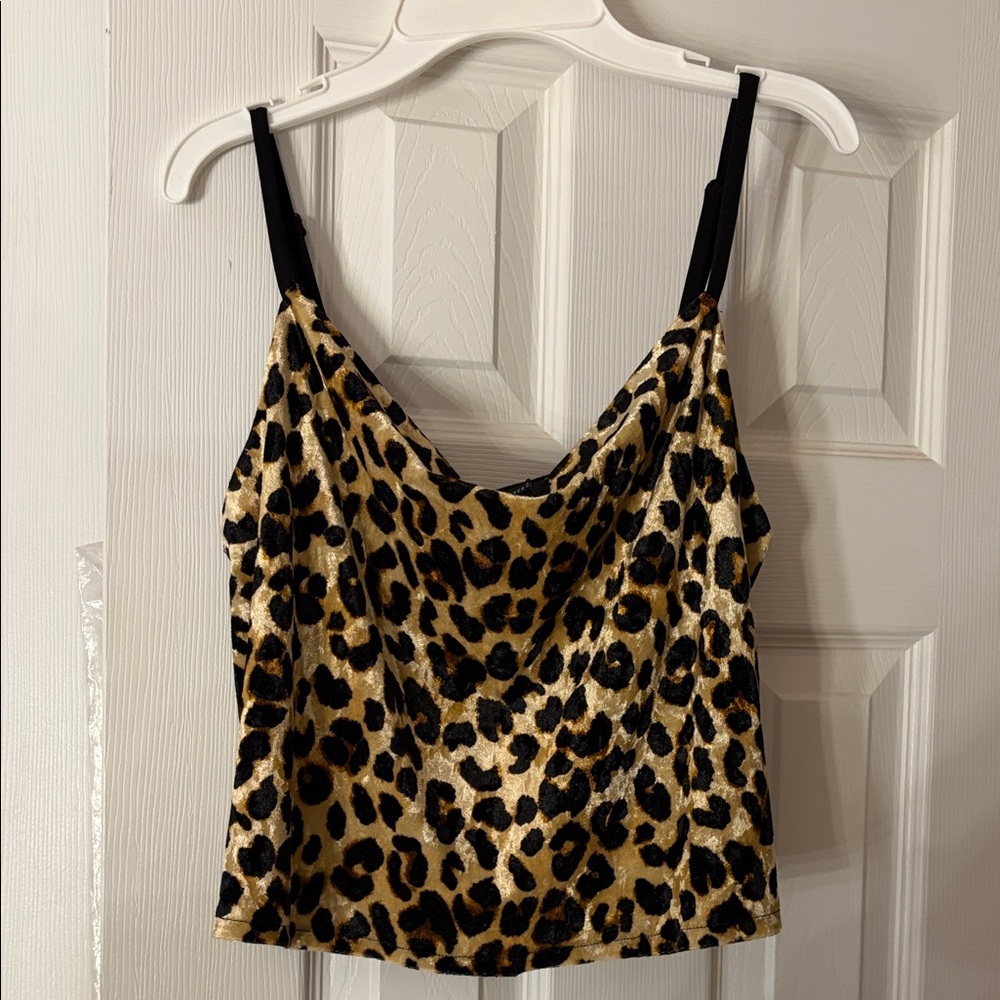 Forever 21 Leopard Print Velvet Cami 🐆